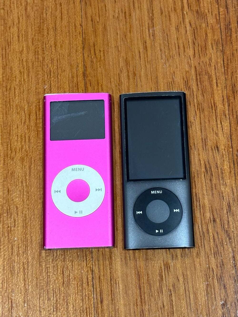 Apple iPod Nano 4th & 5th Gen Lot Pink Black Tested Needs Battery AS IS OEM